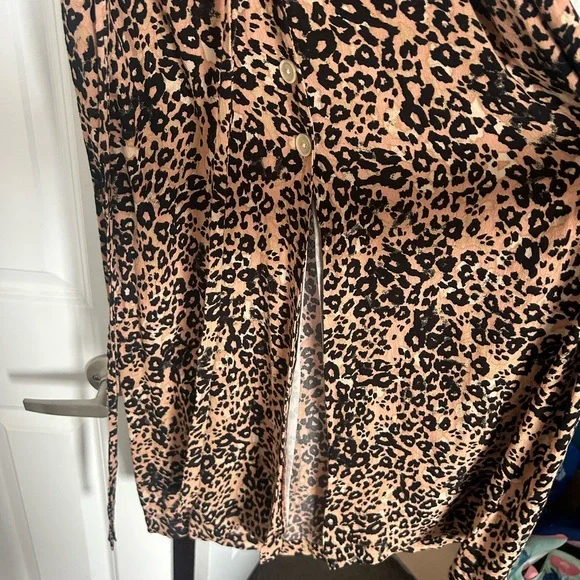 Wilfred Tan and Cream Button Down Shirt with Notched Collar - Picture 3 of 3